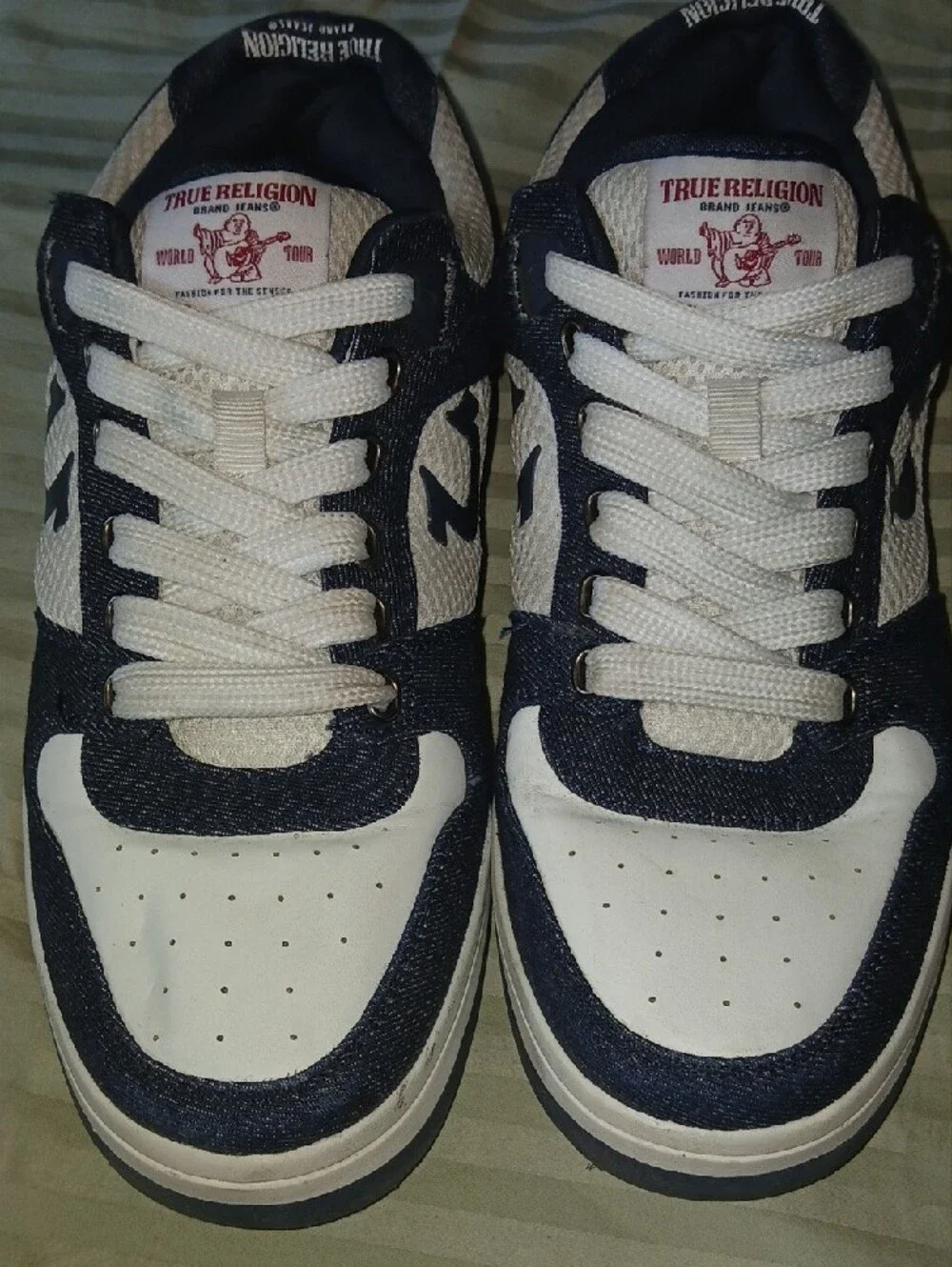 True Religion signature true